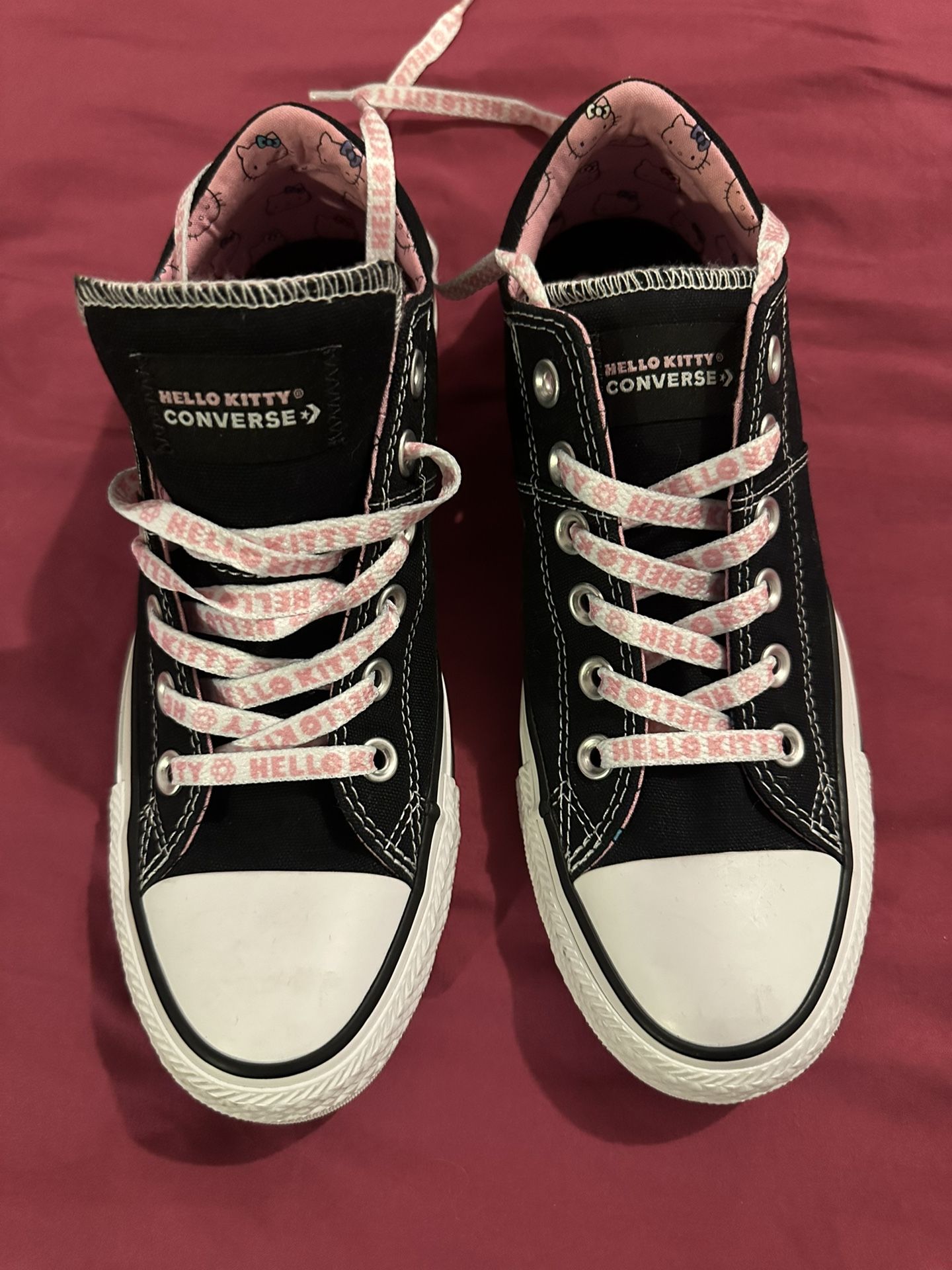 Hello Kitty Converse Women’s 8