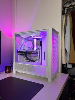 RTX 5070 + Ryzen 7 8700 PC