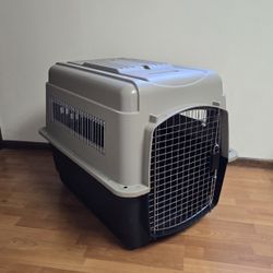 Petmate Traveler - Ultra Vari Kennel