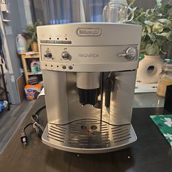 DeLonghi Magnifica