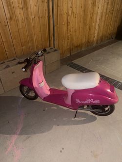 Scooter sweet pea