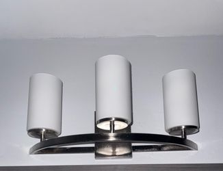 Bathroom Vanity  3 Lights