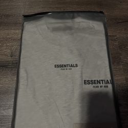 Essentials T-shirt