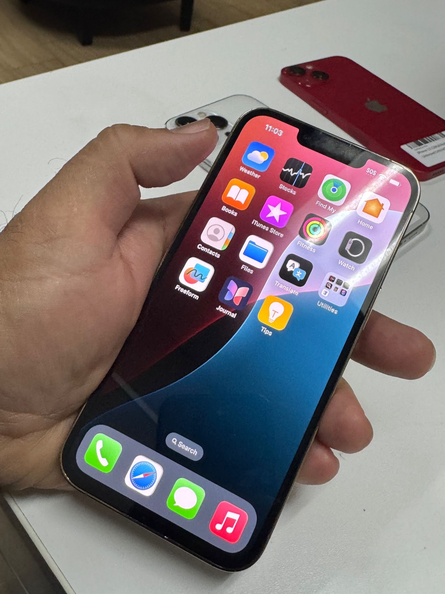 iPhone 13 Pro 256GB Unlocked for all carriers Gold