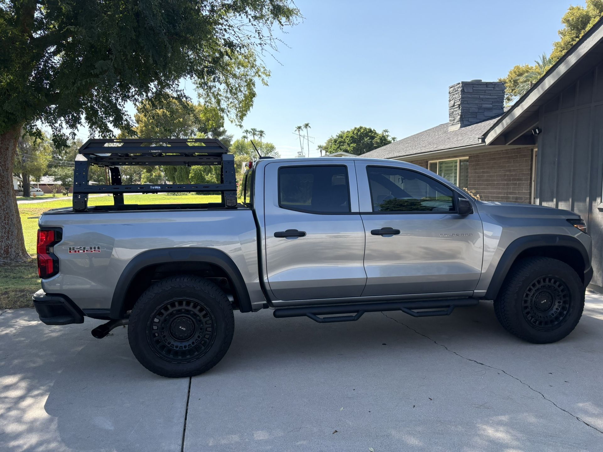 Colorado Bed Rack With Basket
