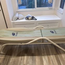 Electric infrared therapy bed