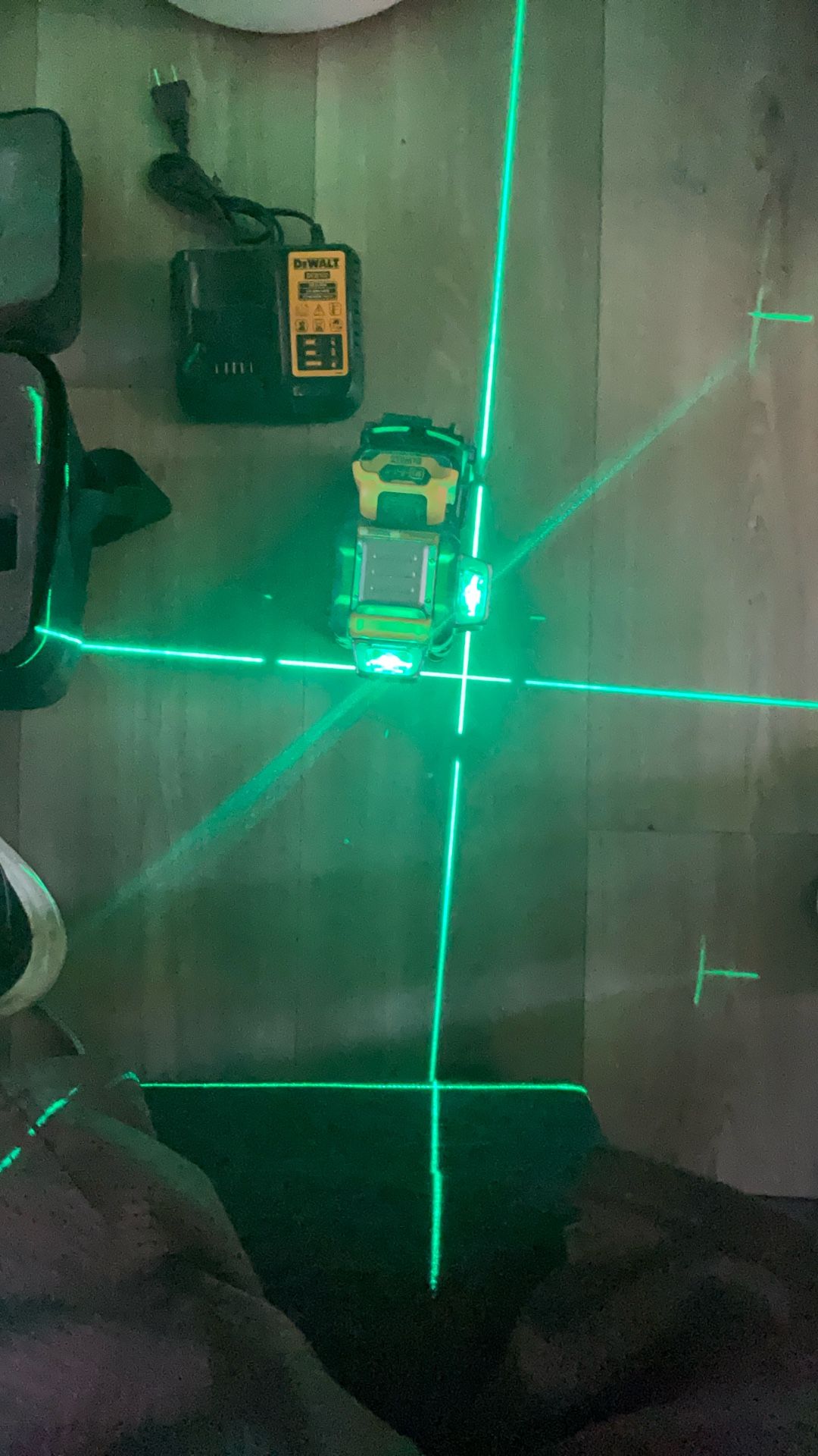 Dewalt Laser Green 12v 2 Ah Battery