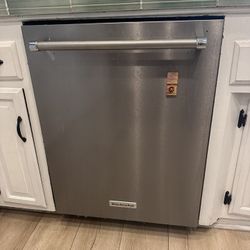 KitchenAid Dishwasher 