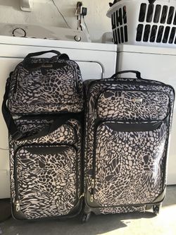 Louis Vuitton luggage set for Sale in Union City, CA - OfferUp