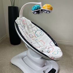 4moms MamaRoo Multi-Motion Baby Swing 