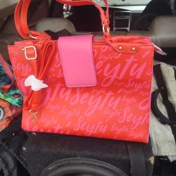 New Seytu Purse 