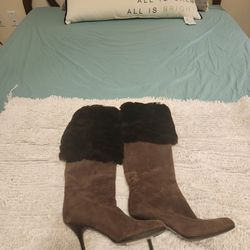 Gucci Boots, Size 7