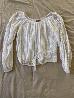 Mimi White Off-The-Shoulder Boho Tie-Front Blouse - Size Small