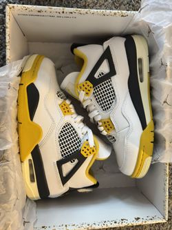 Air Jordan 4 Retro White/Coconut Milk-Vivid Sulfur