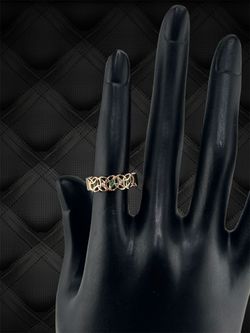 Gold Trinity Knot Ring With Emerald And Lab Diamond 