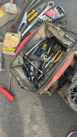 Hand Tools With Circle Saw Blades And Assorted Sadat Blades