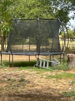 Trampoline