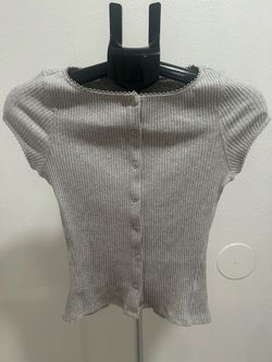 Gray Ribbed Button-Front Crop Top