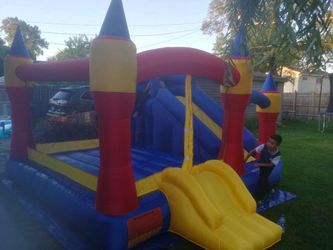 Se rentan Sillas, mesas, saltarines para reuniones y festejos!!!