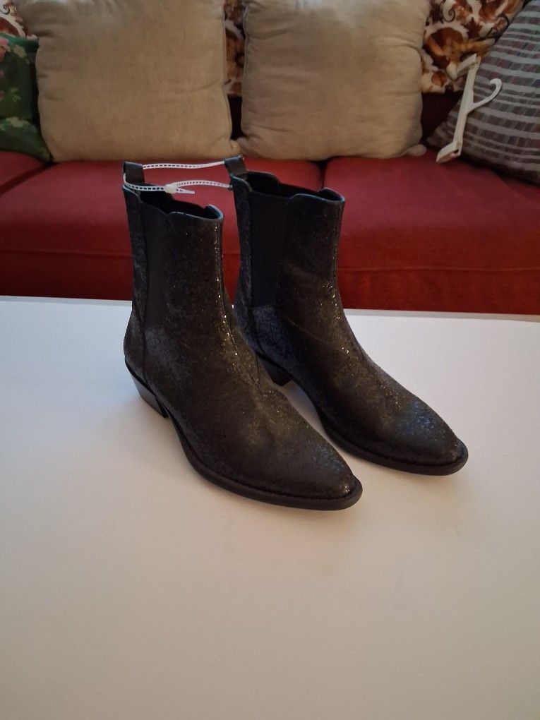 Katy Perry Boots Size 8 Brand New