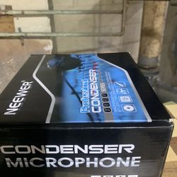 Microphone 
