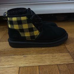 UGG Neumel Plaid boots in black and yellow Size 4 Y