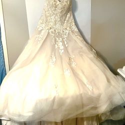 Brand New White Bridal Dress Size 10 – Elegant Wedding Gown $275