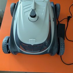 Pool Cleaner