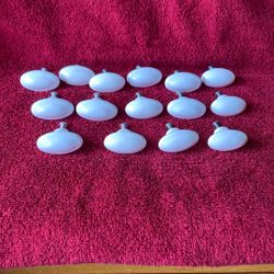 Cabinet Knobs Or Pulls