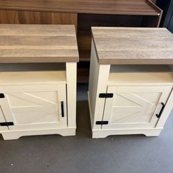 Farmhouse Nightstand Set of 2 , Rustic Beside Table with Barn Door and Open Shelf for Living Room Bedroom Office , White/Oak