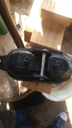 Brand New motor mount for 2000 buick, Chevy, pontiac