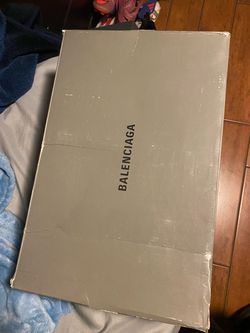 Balenciagas/offer dms📲 SIZE 42