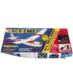 Cox R/C E-Z Bee II Two Channel Radio Remote Control Airplane Untested As Is
