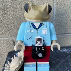 Bad Bunny Mega Fig /Concho Lego Fig