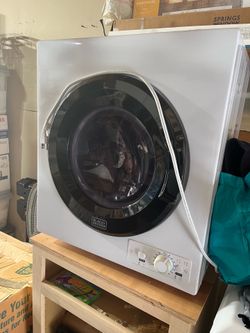 Small Compact dryer (Black & Decker)