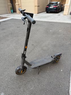 Electric scooter