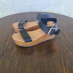 Black Wedged Heels (Used)  Size 5.5