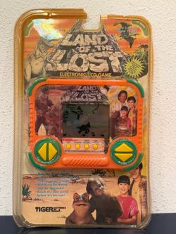 Vintage Tiger Electronics Land of the Lost LCD Handheld Game