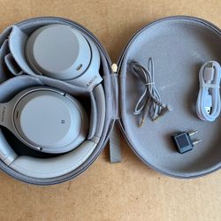 Sony WH-1000XM3 Wireless Noise Canceling Headphones 