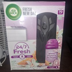 Air Wick 24/7 Fresh Automatic Spray Kit! Brand New In Box! 
