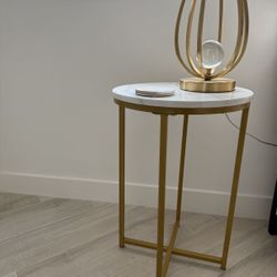 SamyoHome Round Marble Gold And White Side Table/Nightstand