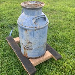Ten Gallon Milk Can with handles