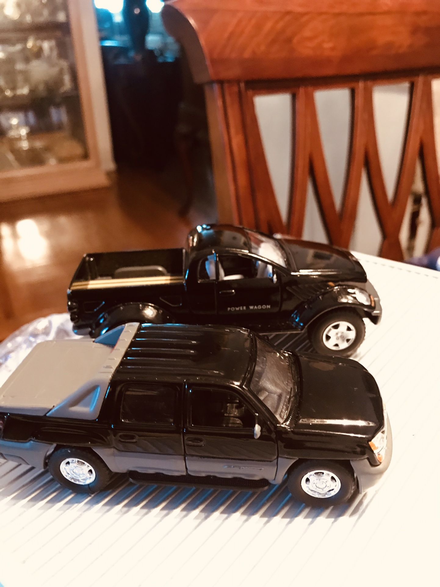 2 Die Cast Avalanche By Welly And Dodge Power Wagon