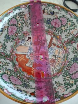 Chinese Rose Medallion Porcelain Bowl