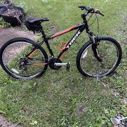 Trek 3500 mountain online bike 2015