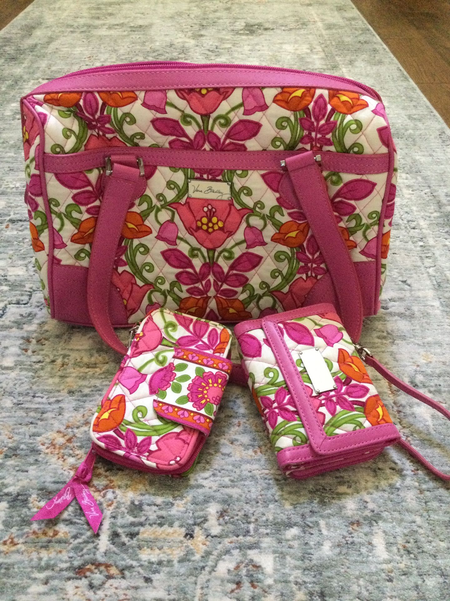 VERA BRADLEY pink Floral Handbag