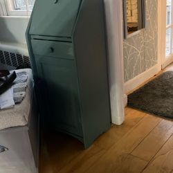 Child’s Drop Down Desk