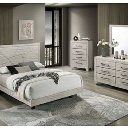 Brand New Elegant Dubuque Queen Size Bedroom Set 