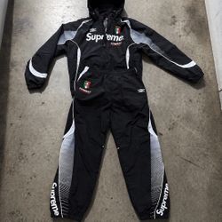 SUPREME TRACK SUIT