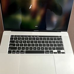 16” MacBook Pro Intel Core i7 16gb RAM 500gb SSD